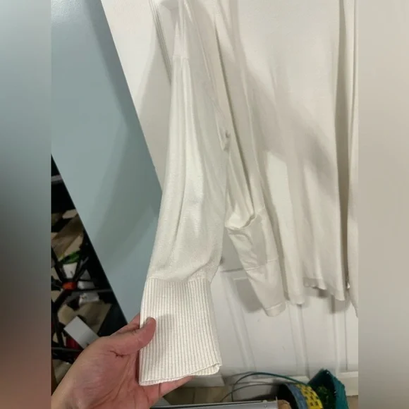 Express Long Seeve Cardigan White Long Size Large Soft Pockets - Picture 4 of 9